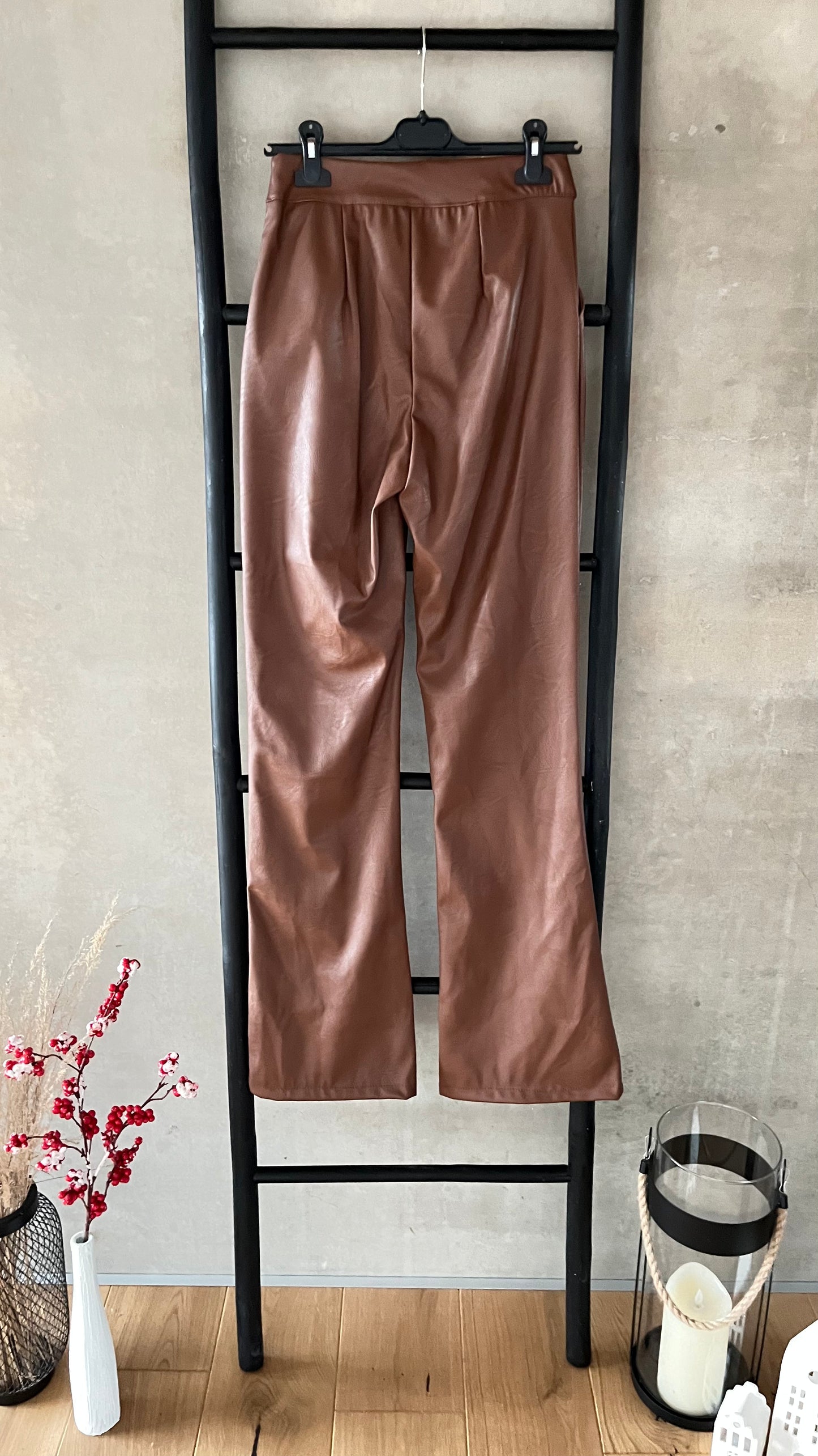 Lederhose mit Schlag
