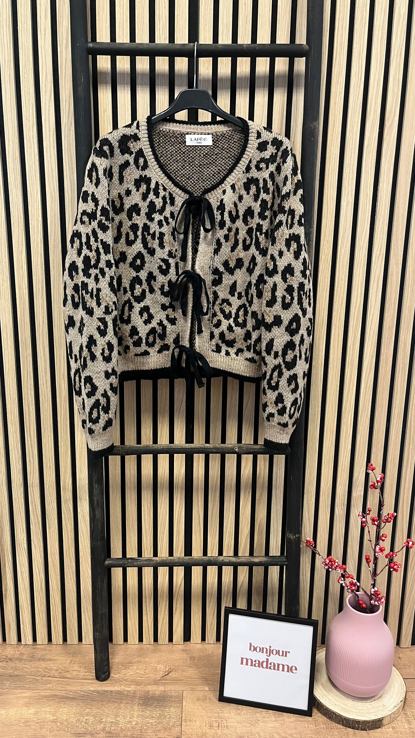 Cardigan mit Schleifen